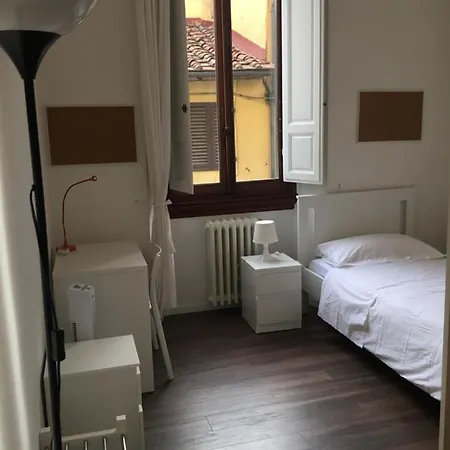 Zannoni G Apartment Florence
