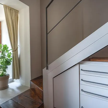 Santo Spirito's Nest Apartment Florence