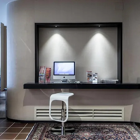 Mirage Hotel Florencia