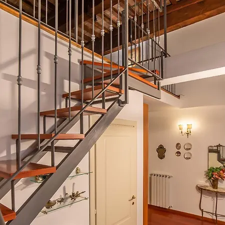 Mdr Antinori Apartment *