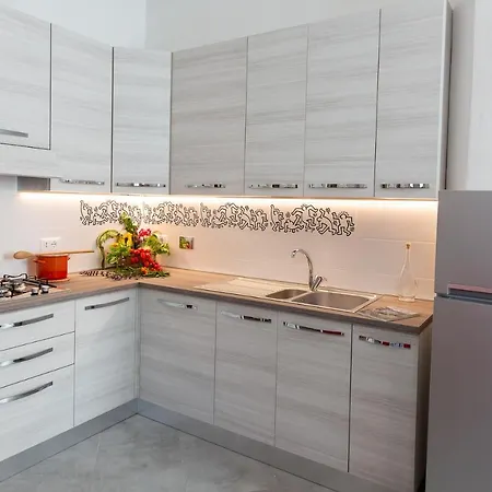 Apartment Lo Sdrucciolo *