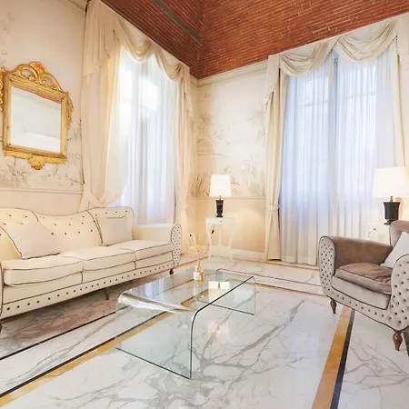 Embassy Hotel 4*