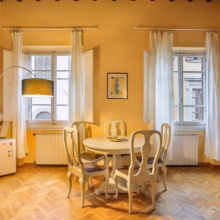 “gem In Luxurious Street” Wi-fi Apartamento Florencia