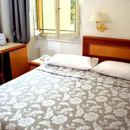 Bonifacio Hotel 3*