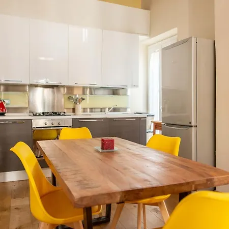 Modern, Bright Near Boboli Gardens & Santo Spirito - Homeunity Apartment *