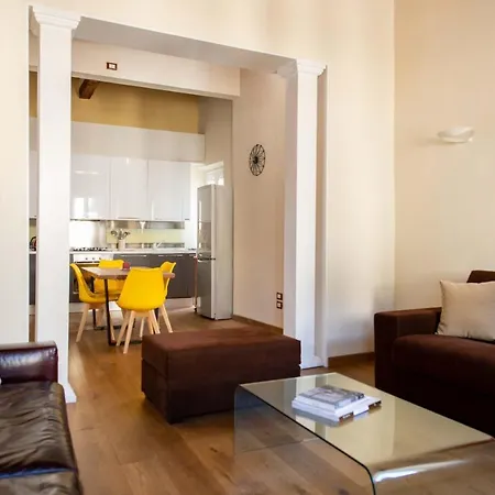 Modern, Bright Near Boboli Gardens & Santo Spirito - Homeunity Apartment *