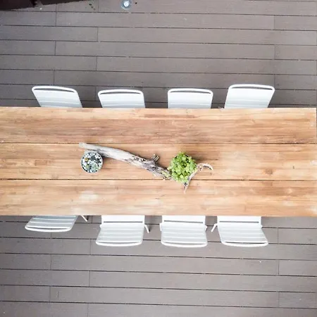 Eco Urban Bed & Breakfast 3*