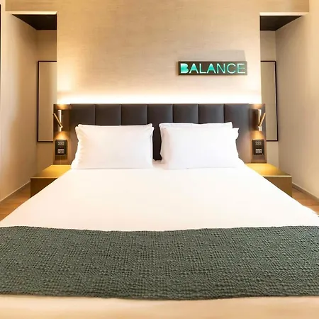 The Market Urban 4*