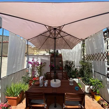 Golden Terrace Apartment