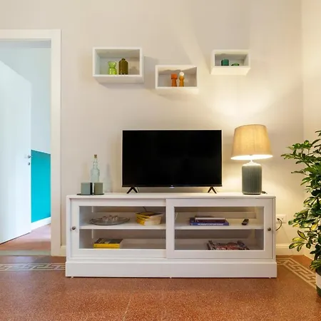 Apartment A Peaceful Oasis By The Centre Florence