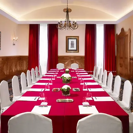 The St. Regis 5* Florens