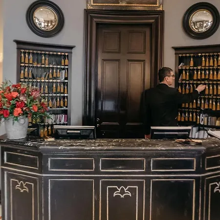 Hotell The St. Regis 5*