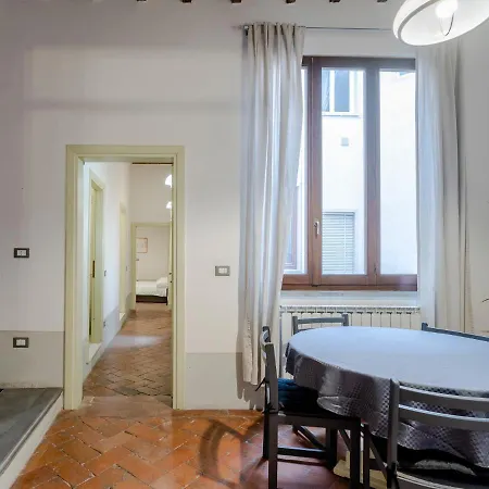 Apartment Centro Sant'ambrogio Flat *