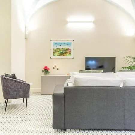 Cavour Five Senses Florence