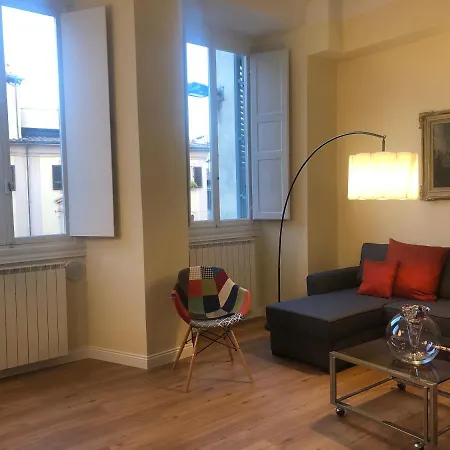 Fati Apartment Florence