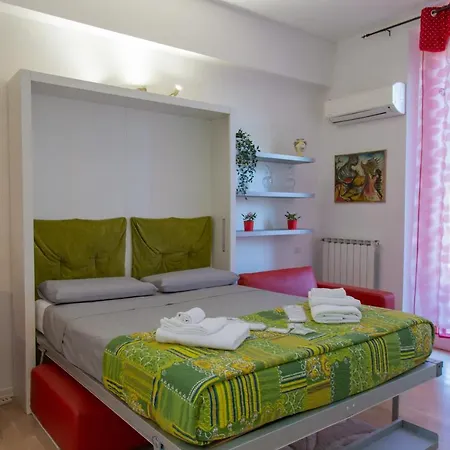 Red House - Apartment Florence