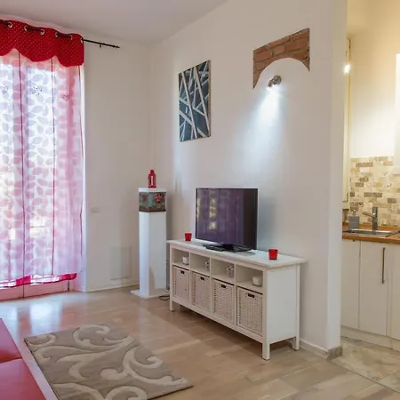 Red House - * Firenze