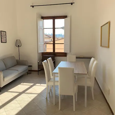 Apartment Porta Rossa Florence