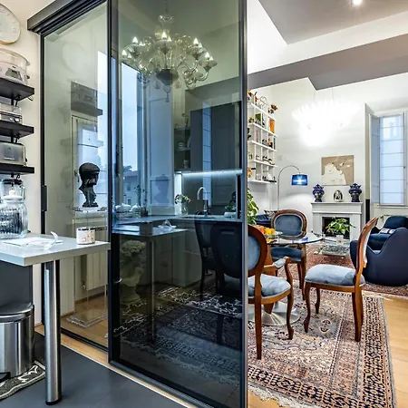 Yid Luxury & Design Penthouse L5 Apartment