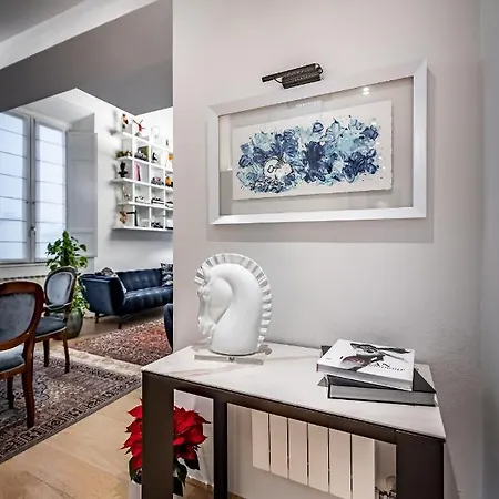 Yid Luxury & Design Penthouse L5 Apartment *