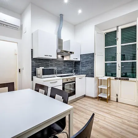 Apartment Yid Lovely Sangallo Apt Florence