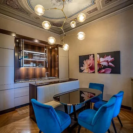 아파트 Yid Santa Maria Novella With Balcony *