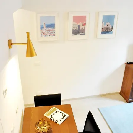 Apartament Charming Michelangelo Florencja