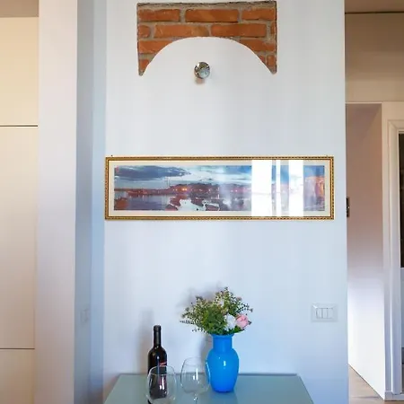 Apartment Red House - Florence