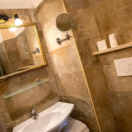 Hotel Merlini *