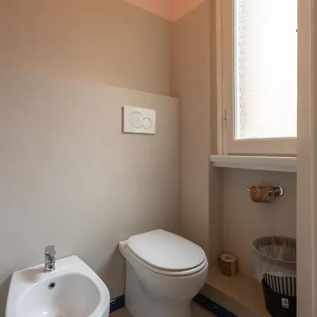Apartment Elegante In Via Cavour Florence