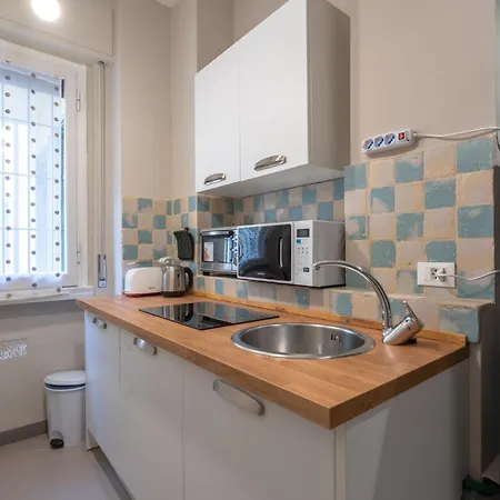 Elegante In Via Cavour Apartment *