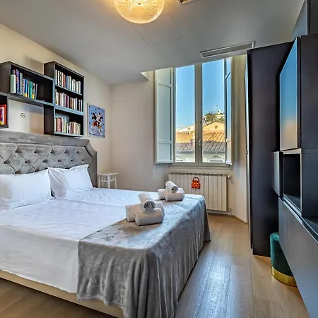 Yid Luxury & Design Penthouse L5 Apartment