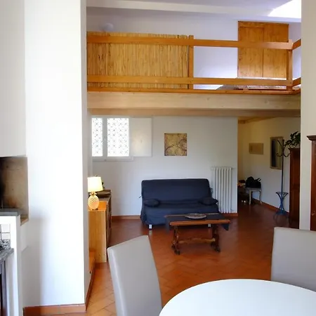 Apartment Borgo Pinti 49 *