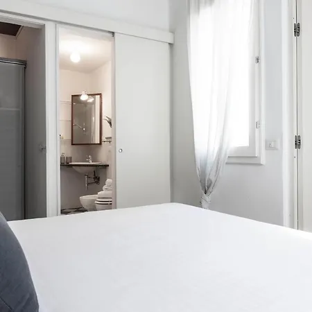 Charme In Santa Maria Novella Apartment *