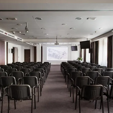 Hotel C-hotels Ambasciatori 4*