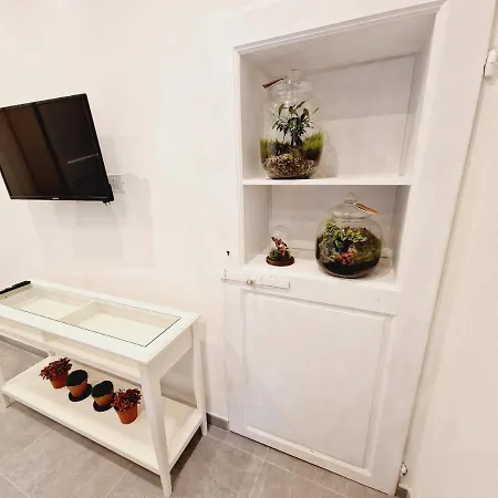 Monna Dina In Apartment *