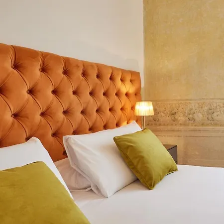 Residenza Maglioni Al Battistero Guest house 2*