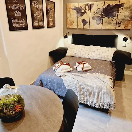 Apartment Monna Dina In Florence