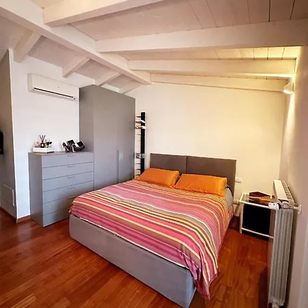 In Attico, Con Posto Auto Privato Apartment *