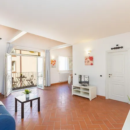 Palazzo Ghibellina By In Holiday home Florence