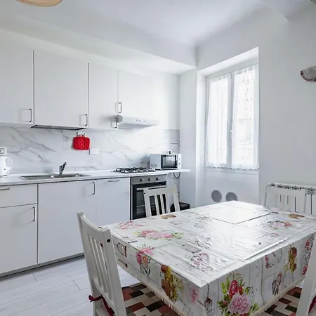 Quiet And Modern Appartamento