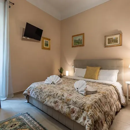 Pinzochere Artistic For Family Apartment *
