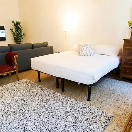 Alfani Apt - Dolcevita Holiday Florence