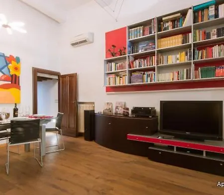 Florence- Serragli Contemporary Apartment Florence