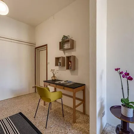 Apartment Florence- San Marco Vasari