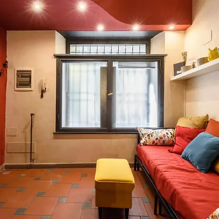 Pepi Red Apartment *