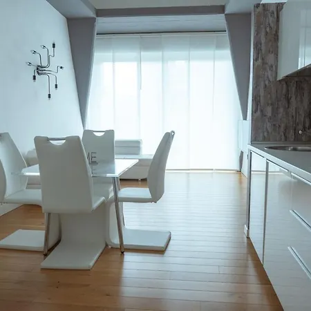 爪ㄚ ㄥㄖ千ㄒ Apartment