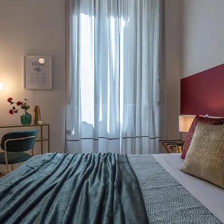 Wine Pinot Apartment Florence