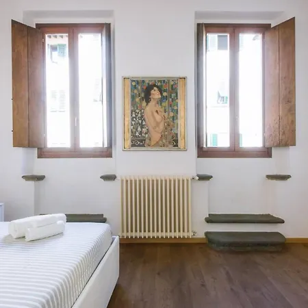 Florence- Serragli Contemporary * Florence