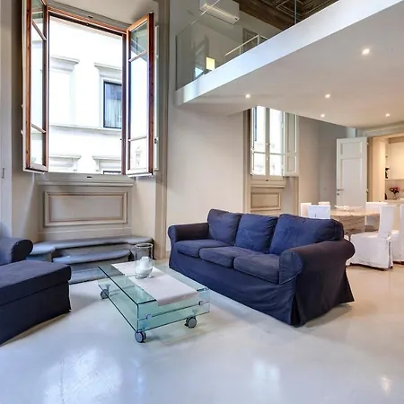 Apartment Gold